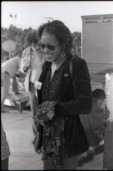 Hollywood Speedway Rock Festival: Jo Baker (Elvin Bishop Group) arriving on             stage, December 27, 1972